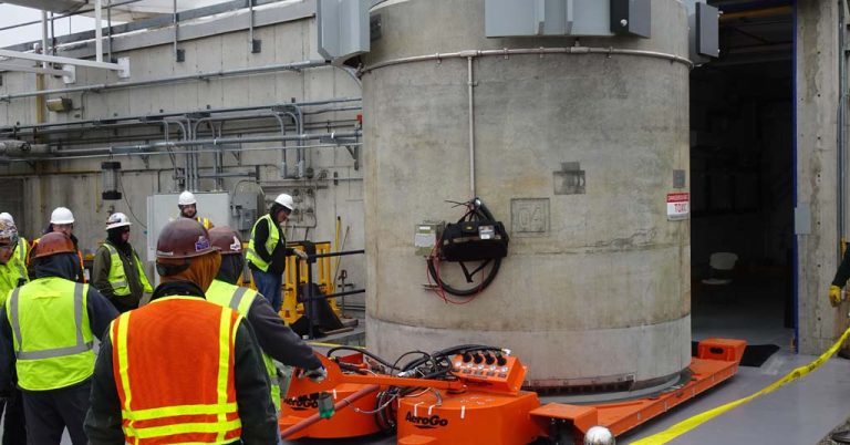 Workers at Hanford site