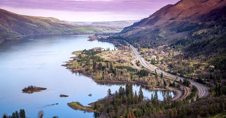 Columbia Gorge at Rowena in Wasco County
