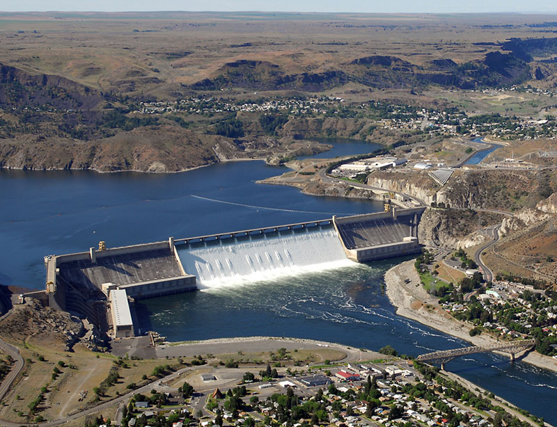 Grand Coulee Dam photo by U.S. Bureau of Reclamation