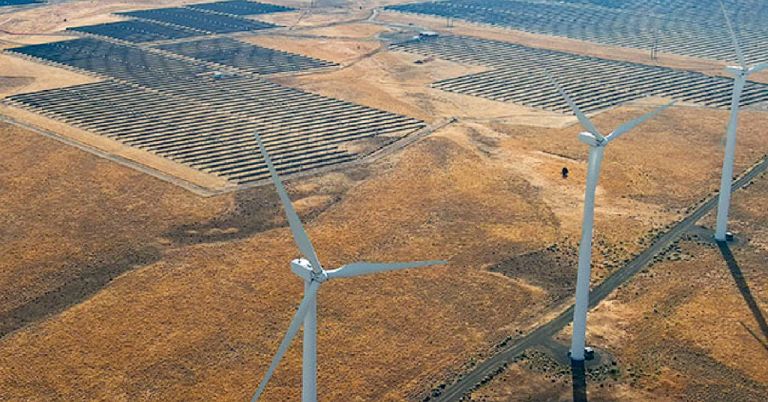 Lund Hill photovoltaic plant in Klickitat County, Washington.