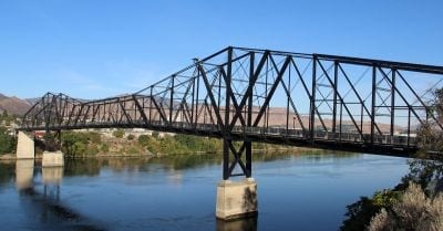 Old Wenatchee Bridge (Wenatchee, Washington) Photo by cmh2315fl/Creative Commons